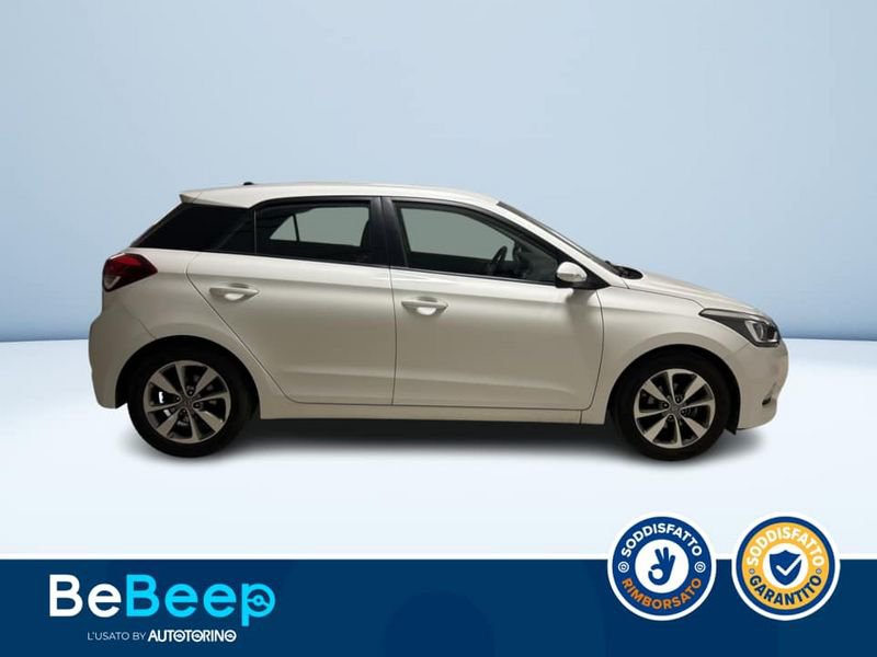 https://cdn-dk.caraffinity.it/dealer/datafiles/vehicle/images/800/35456/2HUHls3iPX48UHeq.jpeg