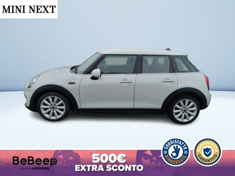 https://cdn-dk.caraffinity.it/dealer/datafiles/vehicle/images/800/35456/2i7XvO1powVde1Mw.jpeg