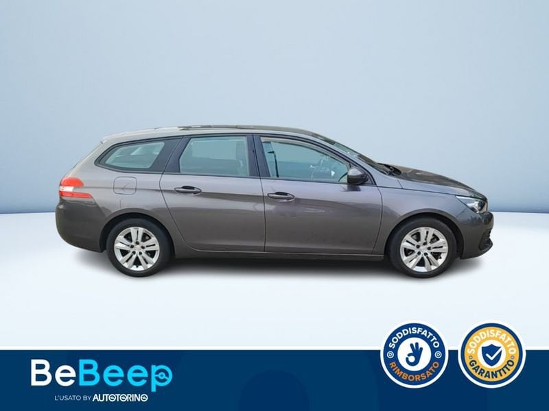 https://cdn-dk.caraffinity.it/dealer/datafiles/vehicle/images/800/35456/2kT8QSvo4HkCqqJ5.jpeg