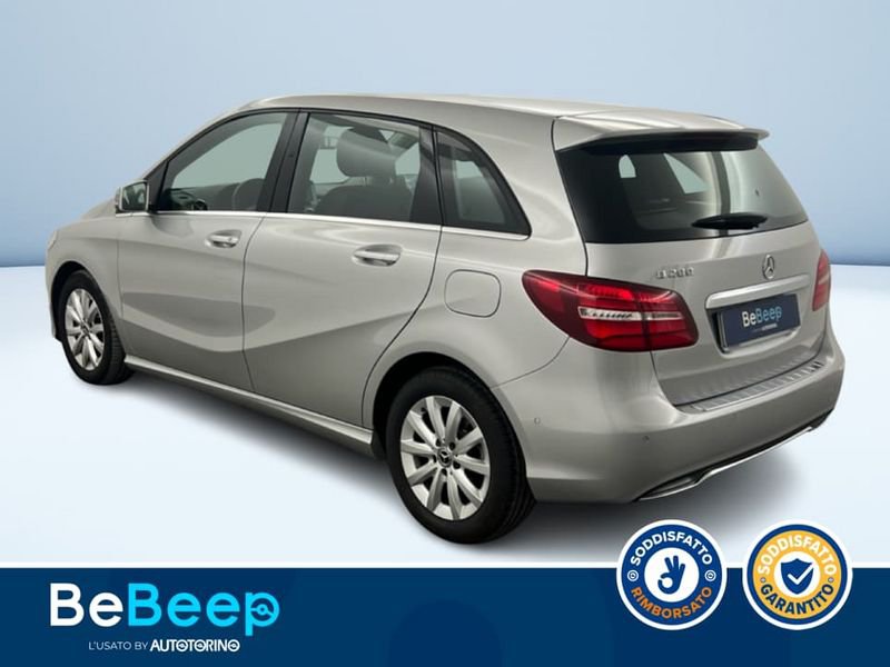 https://cdn-dk.caraffinity.it/dealer/datafiles/vehicle/images/800/35456/2wM6KmEhIVi0eaEN.jpeg