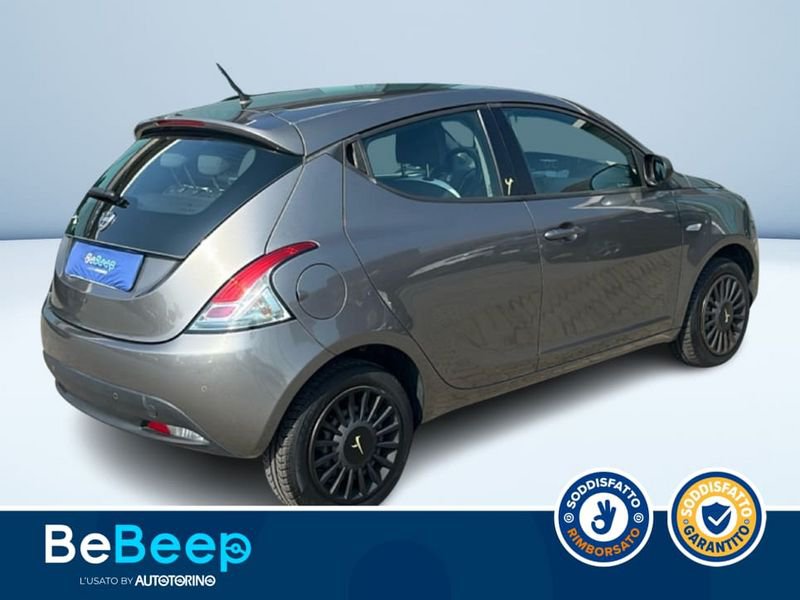 https://cdn-dk.caraffinity.it/dealer/datafiles/vehicle/images/800/35456/35A3DvHe7n7pzTDF.jpeg