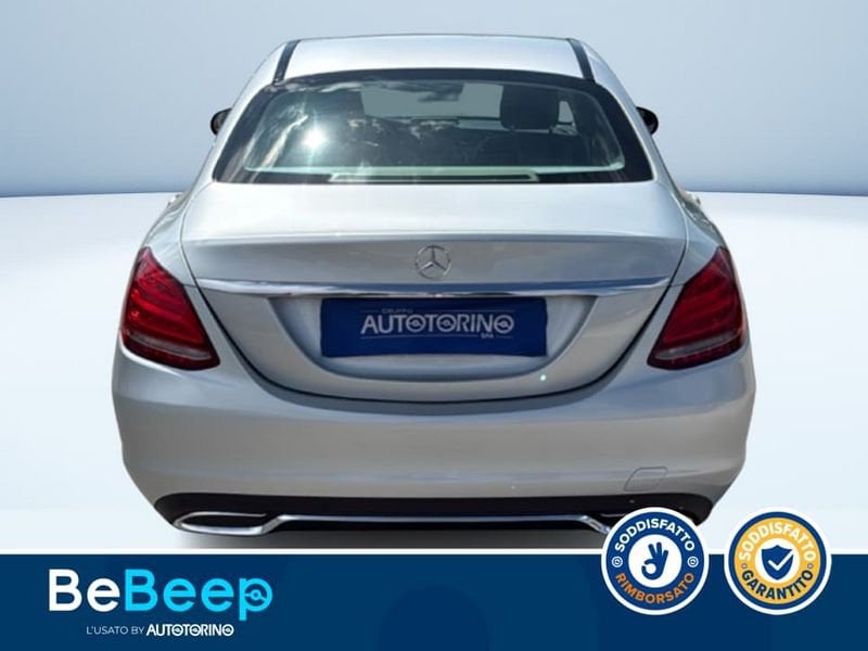 https://cdn-dk.caraffinity.it/dealer/datafiles/vehicle/images/800/35456/3OxCHClYftdcxQwd.jpeg