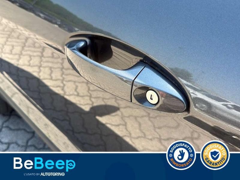 https://cdn-dk.caraffinity.it/dealer/datafiles/vehicle/images/800/35456/3vlQMiMxAbi3BNZu.jpeg