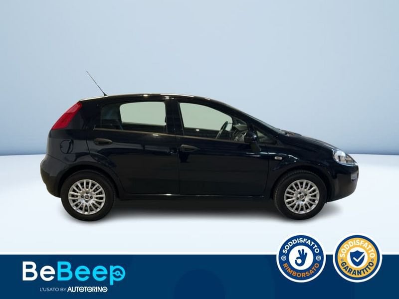 https://cdn-dk.caraffinity.it/dealer/datafiles/vehicle/images/800/35456/4U9Vw4EYvcUNpnL2.jpeg