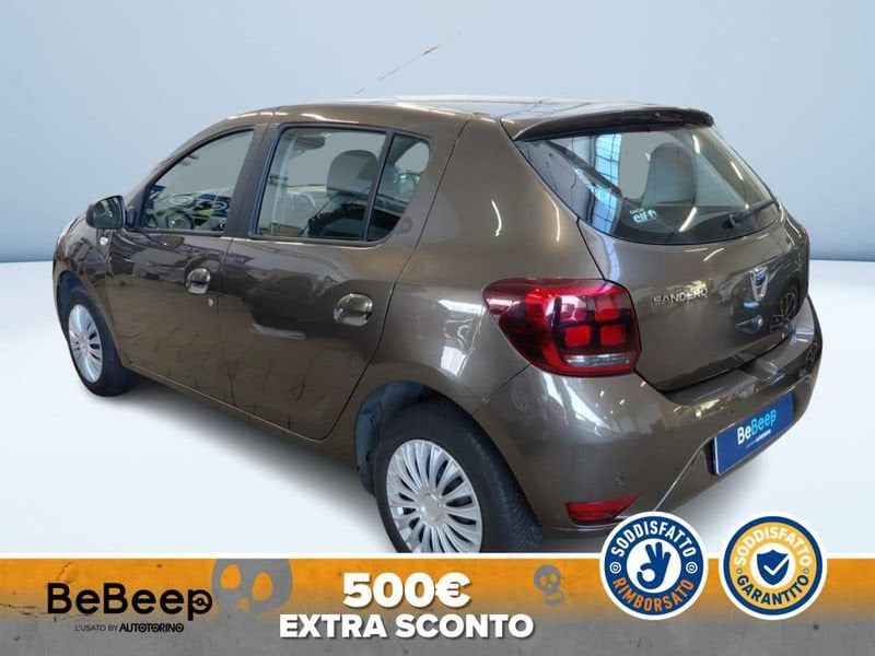 https://cdn-dk.caraffinity.it/dealer/datafiles/vehicle/images/800/35456/84cZznpQCZHyt9lH.jpeg