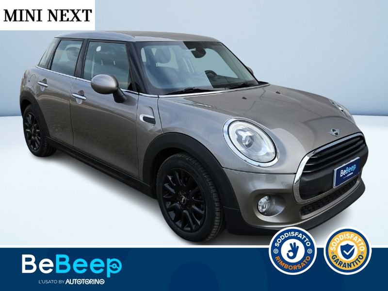 https://cdn-dk.caraffinity.it/dealer/datafiles/vehicle/images/800/35456/9rXncA49kuKDEuBV.jpeg