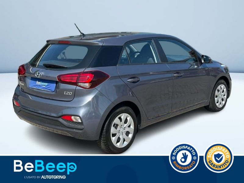 https://cdn-dk.caraffinity.it/dealer/datafiles/vehicle/images/800/35456/AtIbWKIyYeURehJN.jpeg