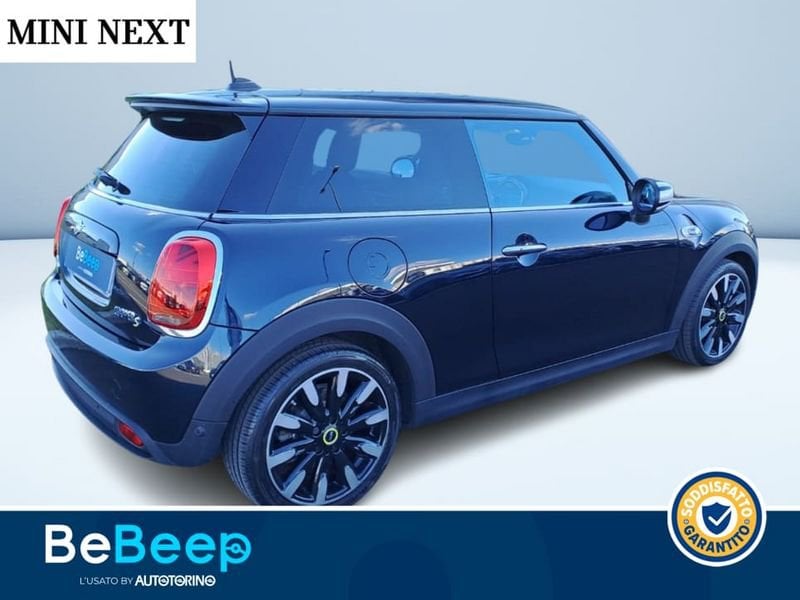 https://cdn-dk.caraffinity.it/dealer/datafiles/vehicle/images/800/35456/BW4ygNovNKJ1qjUv.jpeg