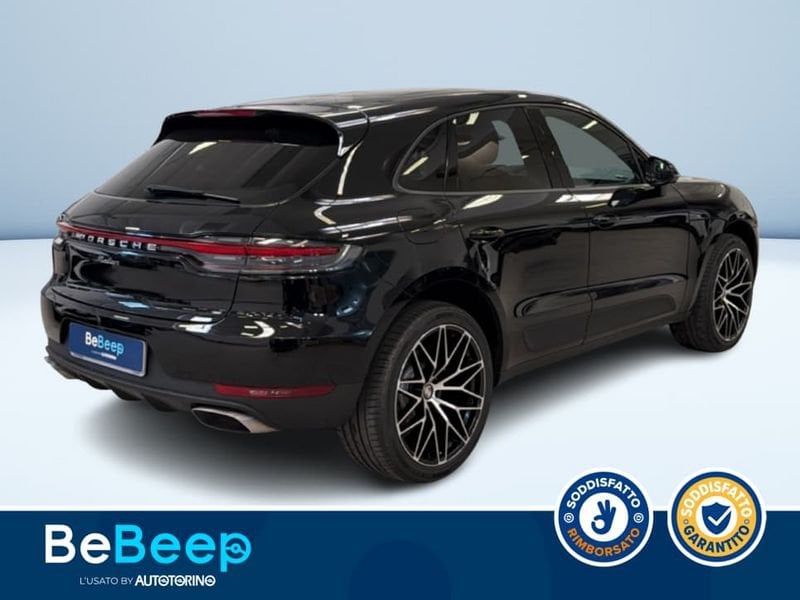 https://cdn-dk.caraffinity.it/dealer/datafiles/vehicle/images/800/35456/Dqeg6UOyntGqfxnt.jpeg