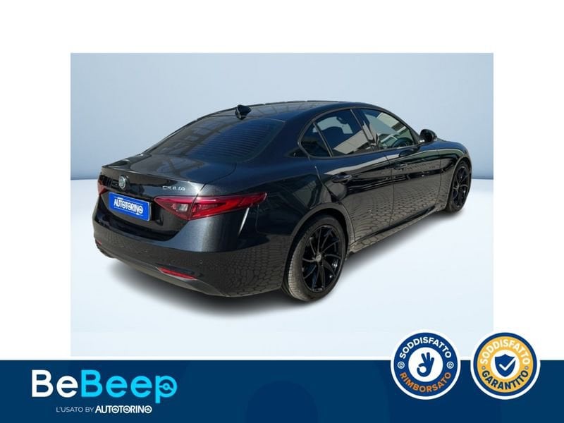 https://cdn-dk.caraffinity.it/dealer/datafiles/vehicle/images/800/35456/EIPPswpPdik7Ptm5.jpeg