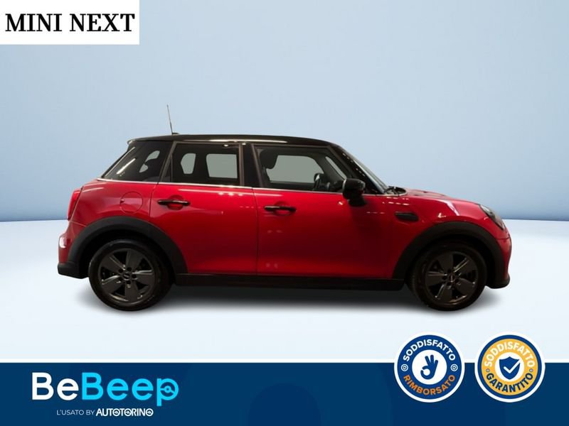 https://cdn-dk.caraffinity.it/dealer/datafiles/vehicle/images/800/35456/ETRAOGqRWifd9XIi.jpeg