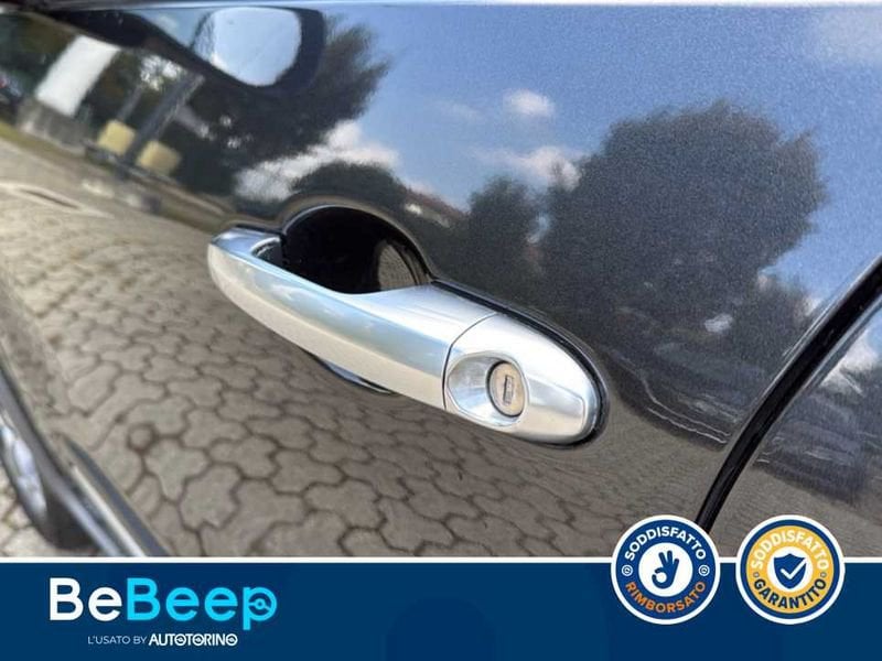 https://cdn-dk.caraffinity.it/dealer/datafiles/vehicle/images/800/35456/Es05yLAX0mxPDzxU.jpeg