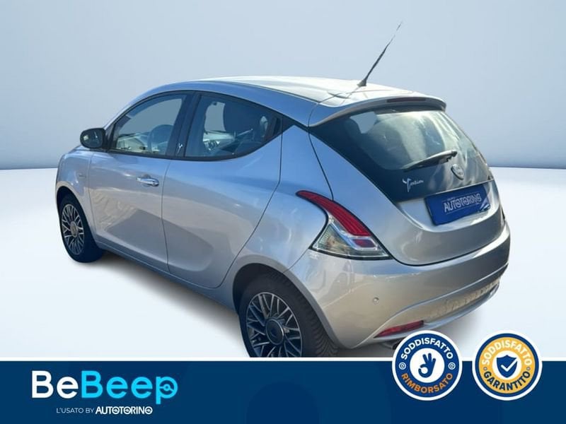 https://cdn-dk.caraffinity.it/dealer/datafiles/vehicle/images/800/35456/GZUytG6BSNqarxwC.jpeg
