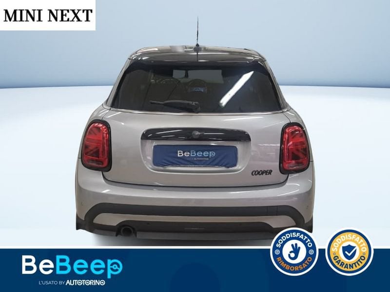 https://cdn-dk.caraffinity.it/dealer/datafiles/vehicle/images/800/35456/GeEN6Dr226uM3LhM.jpeg
