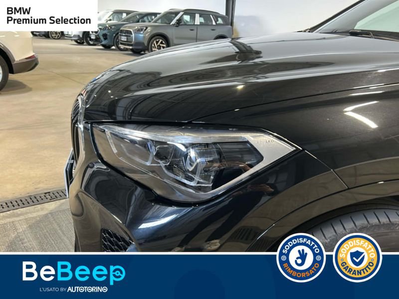 https://cdn-dk.caraffinity.it/dealer/datafiles/vehicle/images/800/35456/ID2UgdYIQIXxE3XW.jpeg