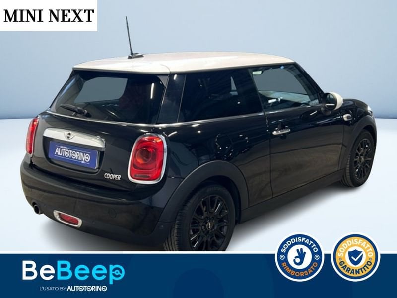 https://cdn-dk.caraffinity.it/dealer/datafiles/vehicle/images/800/35456/IWtjXpKJoBV4ZHVa.jpeg