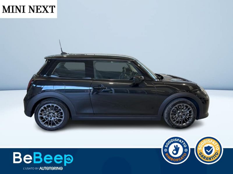 https://cdn-dk.caraffinity.it/dealer/datafiles/vehicle/images/800/35456/IqZQ4e3NhW6NTvW8.jpeg