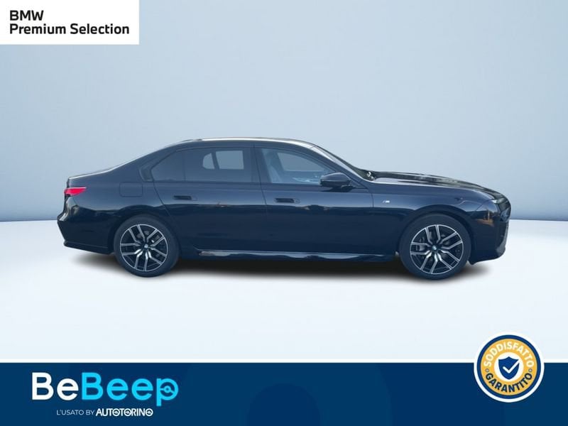 https://cdn-dk.caraffinity.it/dealer/datafiles/vehicle/images/800/35456/JJ6xMGvzMfqCDbUC.jpeg