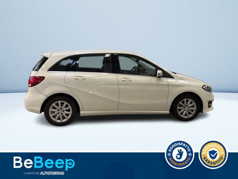 https://cdn-dk.caraffinity.it/dealer/datafiles/vehicle/images/800/35456/KdH8LQEjkNRCuTsU.jpeg
