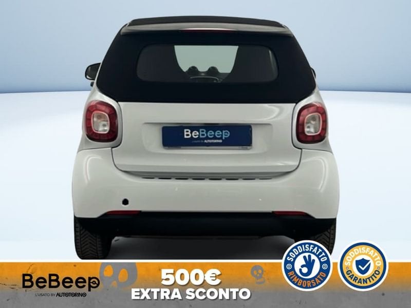 https://cdn-dk.caraffinity.it/dealer/datafiles/vehicle/images/800/35456/KeGeeZtinpmLtrlr.jpeg