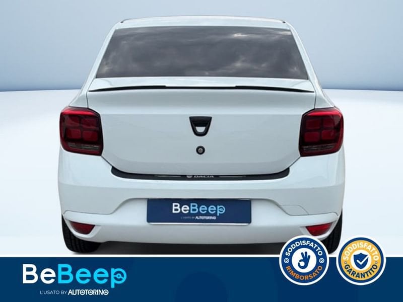 https://cdn-dk.caraffinity.it/dealer/datafiles/vehicle/images/800/35456/KlW4neHsdmIi2mXA.jpeg