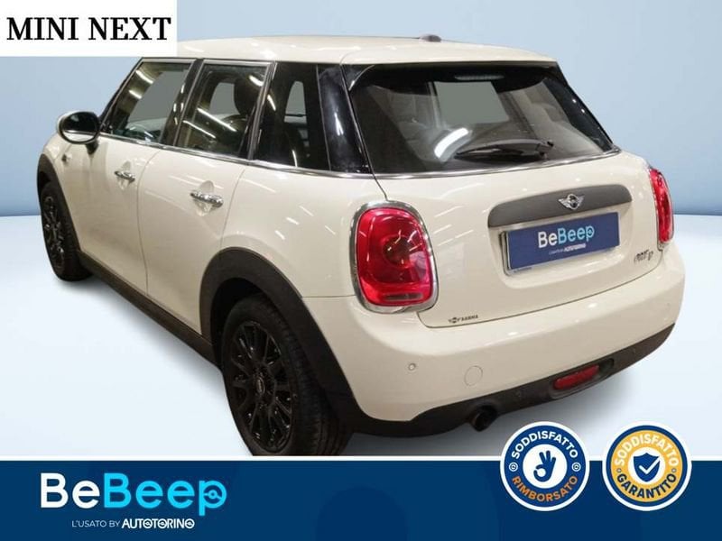 https://cdn-dk.caraffinity.it/dealer/datafiles/vehicle/images/800/35456/L19VCaIt24HFQzBv.jpeg