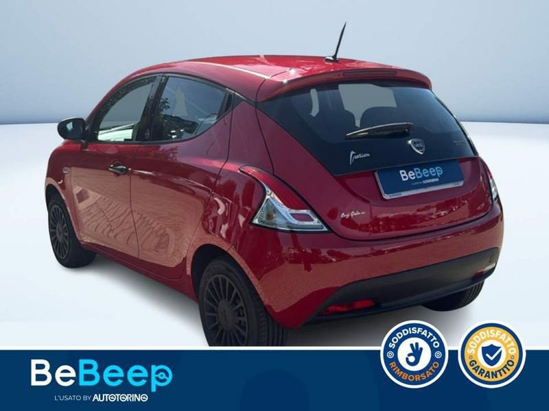 https://cdn-dk.caraffinity.it/dealer/datafiles/vehicle/images/800/35456/LEoDRYwDvCCHFzKW.jpeg