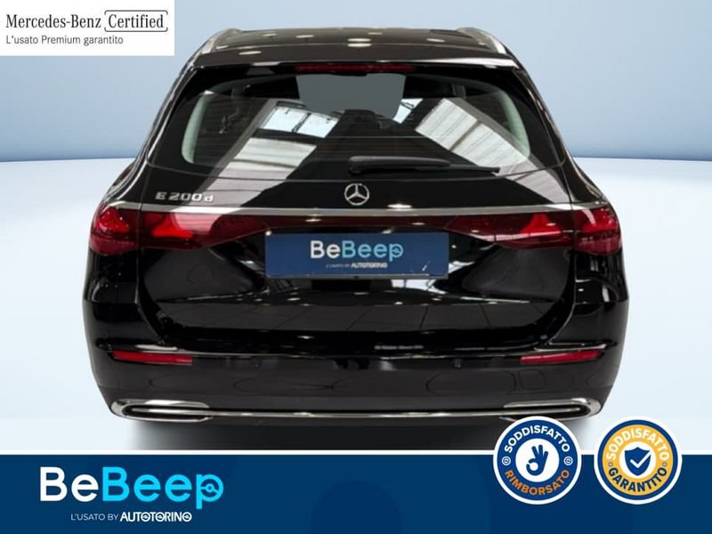 https://cdn-dk.caraffinity.it/dealer/datafiles/vehicle/images/800/35456/LIBlBGP1xuhO2rdA.jpeg