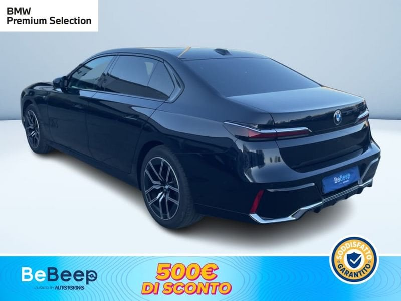 https://cdn-dk.caraffinity.it/dealer/datafiles/vehicle/images/800/35456/LWHEFSBgFisbe54w.jpeg