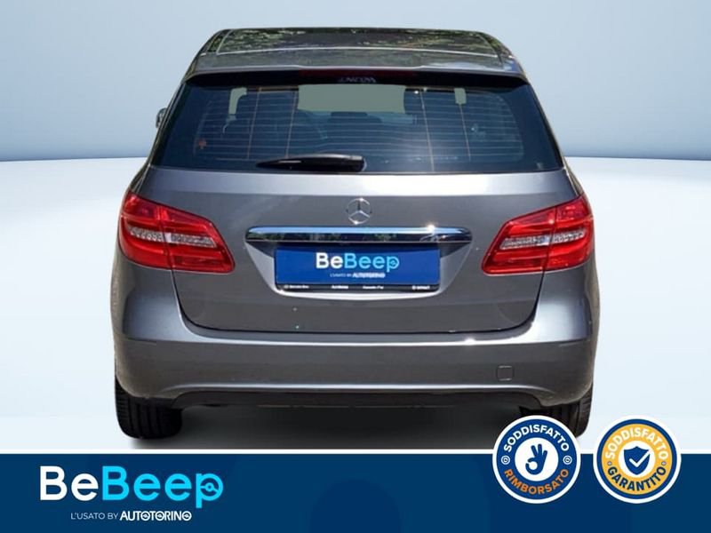 https://cdn-dk.caraffinity.it/dealer/datafiles/vehicle/images/800/35456/M8IxLSP1Zi06uQDX.jpeg