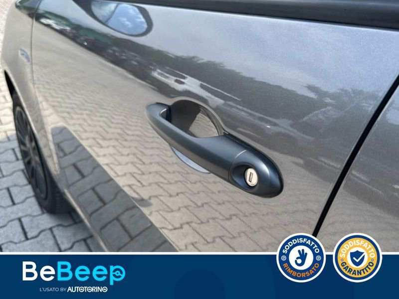 https://cdn-dk.caraffinity.it/dealer/datafiles/vehicle/images/800/35456/MHIzhPO1jWey1a15.jpeg