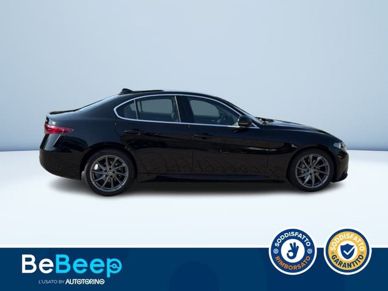 https://cdn-dk.caraffinity.it/dealer/datafiles/vehicle/images/800/35456/MMknDDd9xKe6WKq4.jpeg