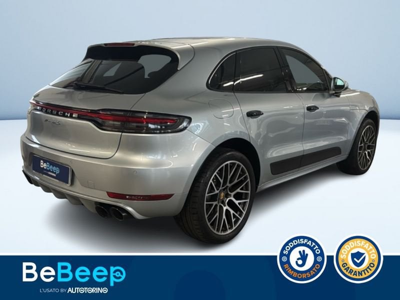 https://cdn-dk.caraffinity.it/dealer/datafiles/vehicle/images/800/35456/MUmxPev5PoEIl9Rg.jpeg
