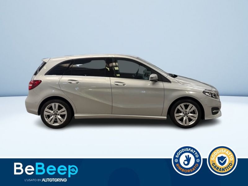 https://cdn-dk.caraffinity.it/dealer/datafiles/vehicle/images/800/35456/Makn9LoZ1qRSmALA.jpeg