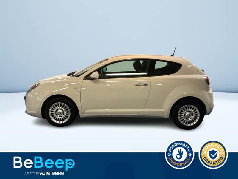 https://cdn-dk.caraffinity.it/dealer/datafiles/vehicle/images/800/35456/MfS8mP2B72pNdArA.jpeg
