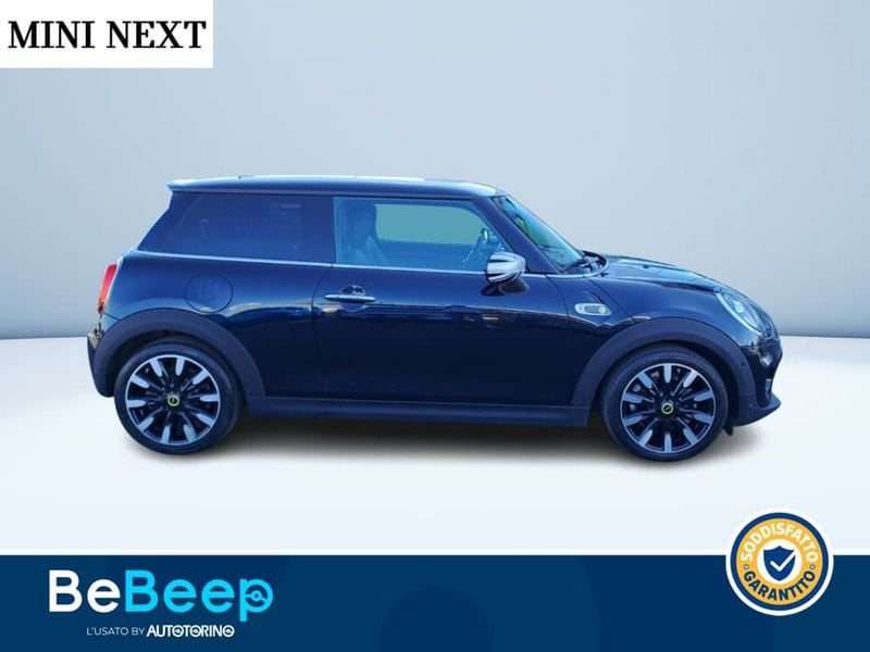 https://cdn-dk.caraffinity.it/dealer/datafiles/vehicle/images/800/35456/NVvIktEuzfUAw9Ng.jpeg