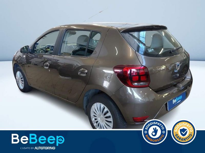 https://cdn-dk.caraffinity.it/dealer/datafiles/vehicle/images/800/35456/Ol4iHGJxotMtc1JM.jpeg