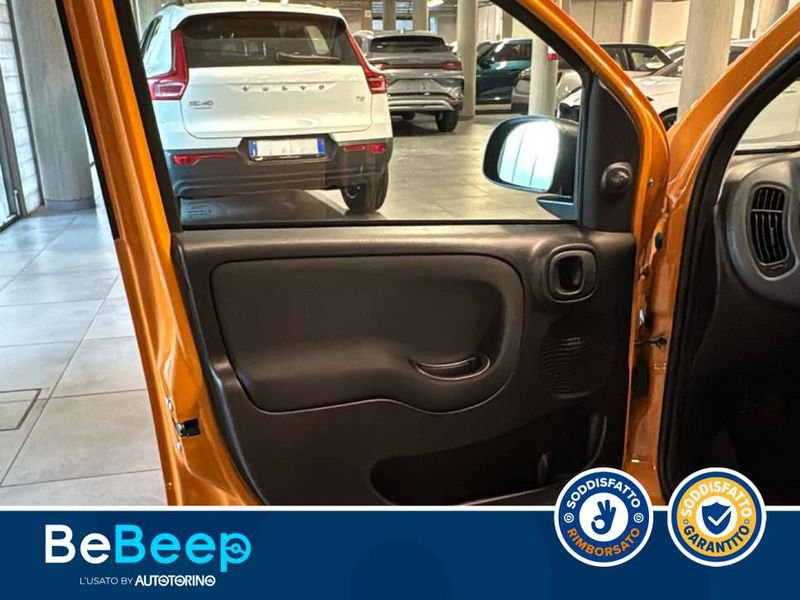 https://cdn-dk.caraffinity.it/dealer/datafiles/vehicle/images/800/35456/PxcBlfPUOoJfsklT.jpeg