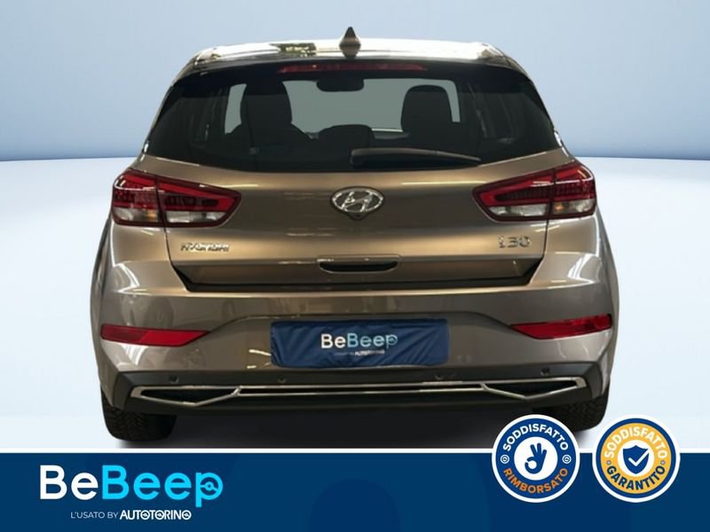 https://cdn-dk.caraffinity.it/dealer/datafiles/vehicle/images/800/35456/Q8cWixtNAJZROnAe.jpeg
