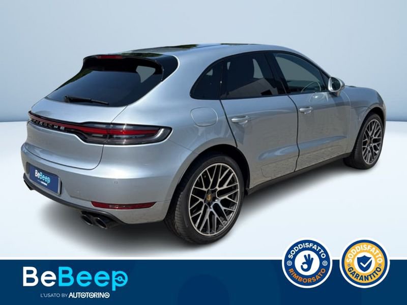 https://cdn-dk.caraffinity.it/dealer/datafiles/vehicle/images/800/35456/QHGjRTSSxyyKUIEn.jpeg