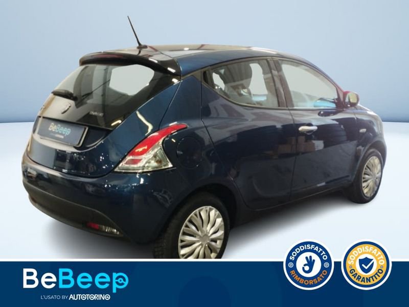 https://cdn-dk.caraffinity.it/dealer/datafiles/vehicle/images/800/35456/QNGsJ3Hhs069YBzR.jpeg