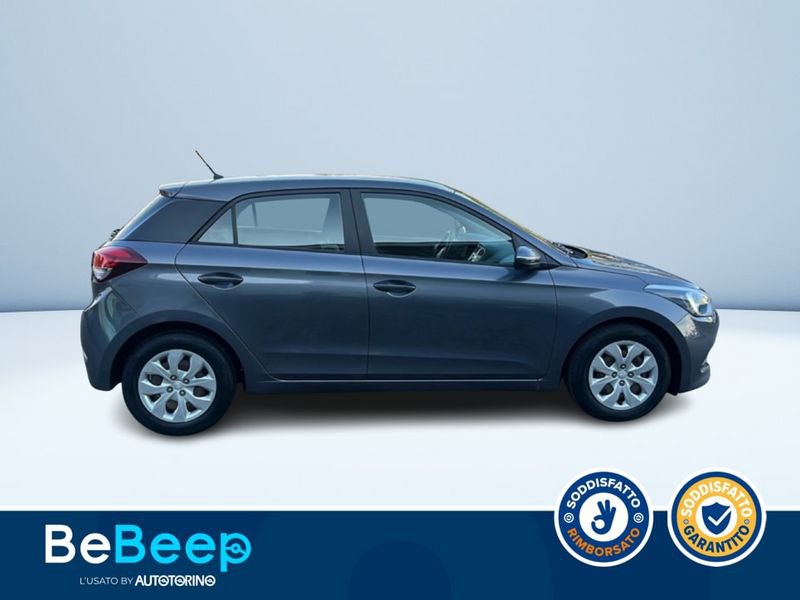 https://cdn-dk.caraffinity.it/dealer/datafiles/vehicle/images/800/35456/QeumuYi8hFacNoaN.jpeg