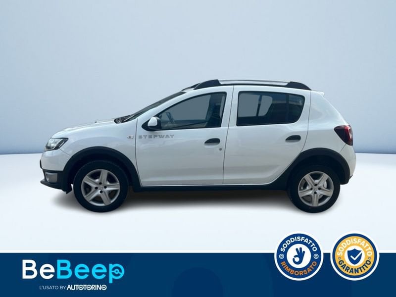 https://cdn-dk.caraffinity.it/dealer/datafiles/vehicle/images/800/35456/SUEw1mH1jF9i25Hz.jpeg