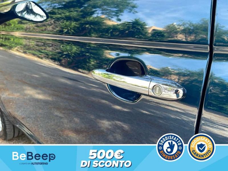 https://cdn-dk.caraffinity.it/dealer/datafiles/vehicle/images/800/35456/Tb1p1lcvajP0VsJB.jpeg
