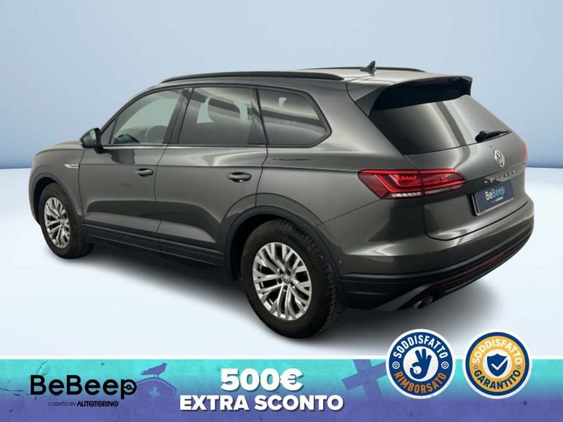 https://cdn-dk.caraffinity.it/dealer/datafiles/vehicle/images/800/35456/Upe1vEyJltpz3xhc.jpeg