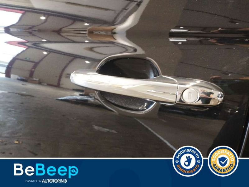 https://cdn-dk.caraffinity.it/dealer/datafiles/vehicle/images/800/35456/VXBxbvety0aTW0Hb.jpeg