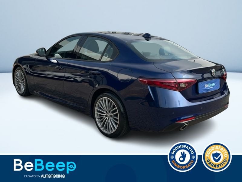 https://cdn-dk.caraffinity.it/dealer/datafiles/vehicle/images/800/35456/WDCBHG3FtgX1qAEJ.jpeg