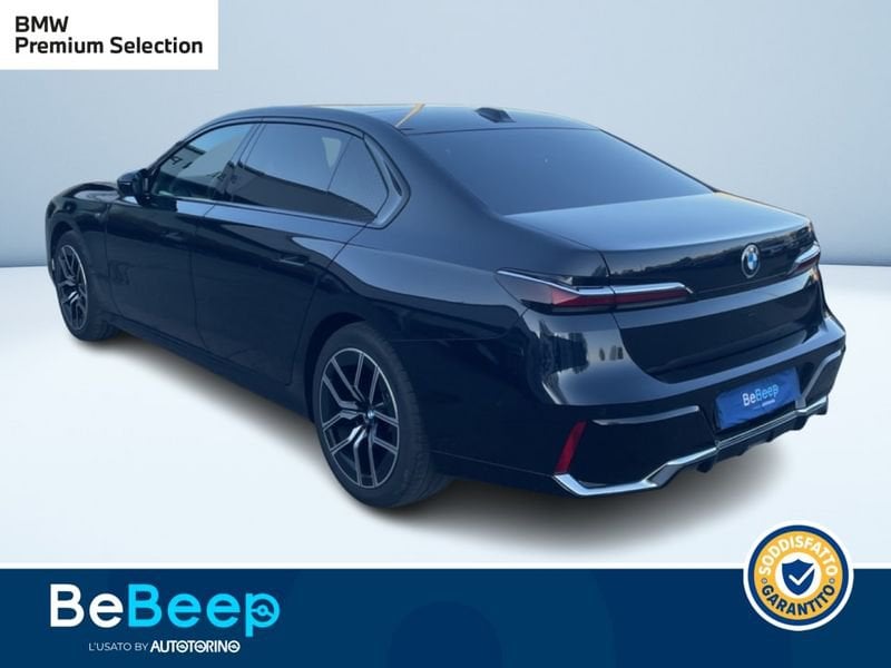 https://cdn-dk.caraffinity.it/dealer/datafiles/vehicle/images/800/35456/YL0SLzJHrqcXgTgR.jpeg