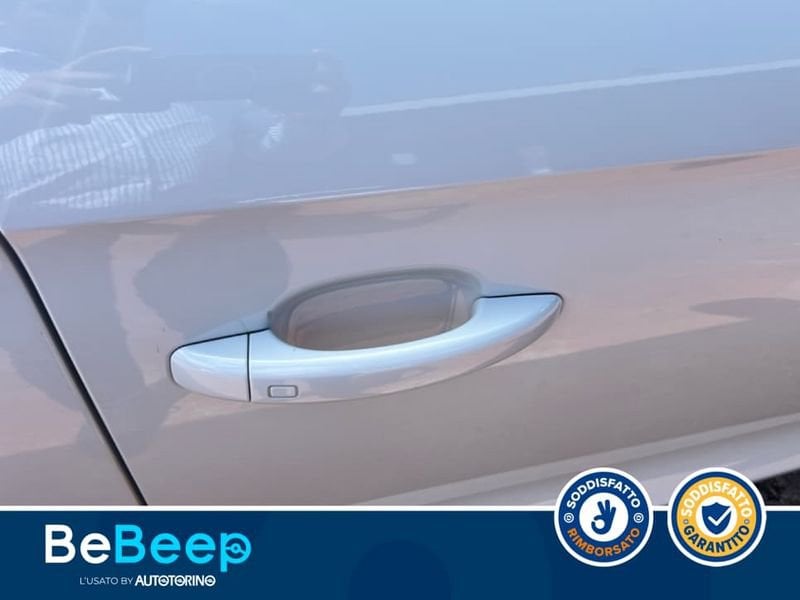 https://cdn-dk.caraffinity.it/dealer/datafiles/vehicle/images/800/35456/YLZGNmIthcL3jRfc.jpeg