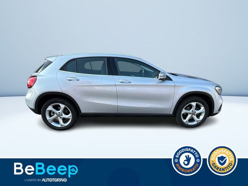https://cdn-dk.caraffinity.it/dealer/datafiles/vehicle/images/800/35456/ZRx9EpADwg8af0DT.jpeg